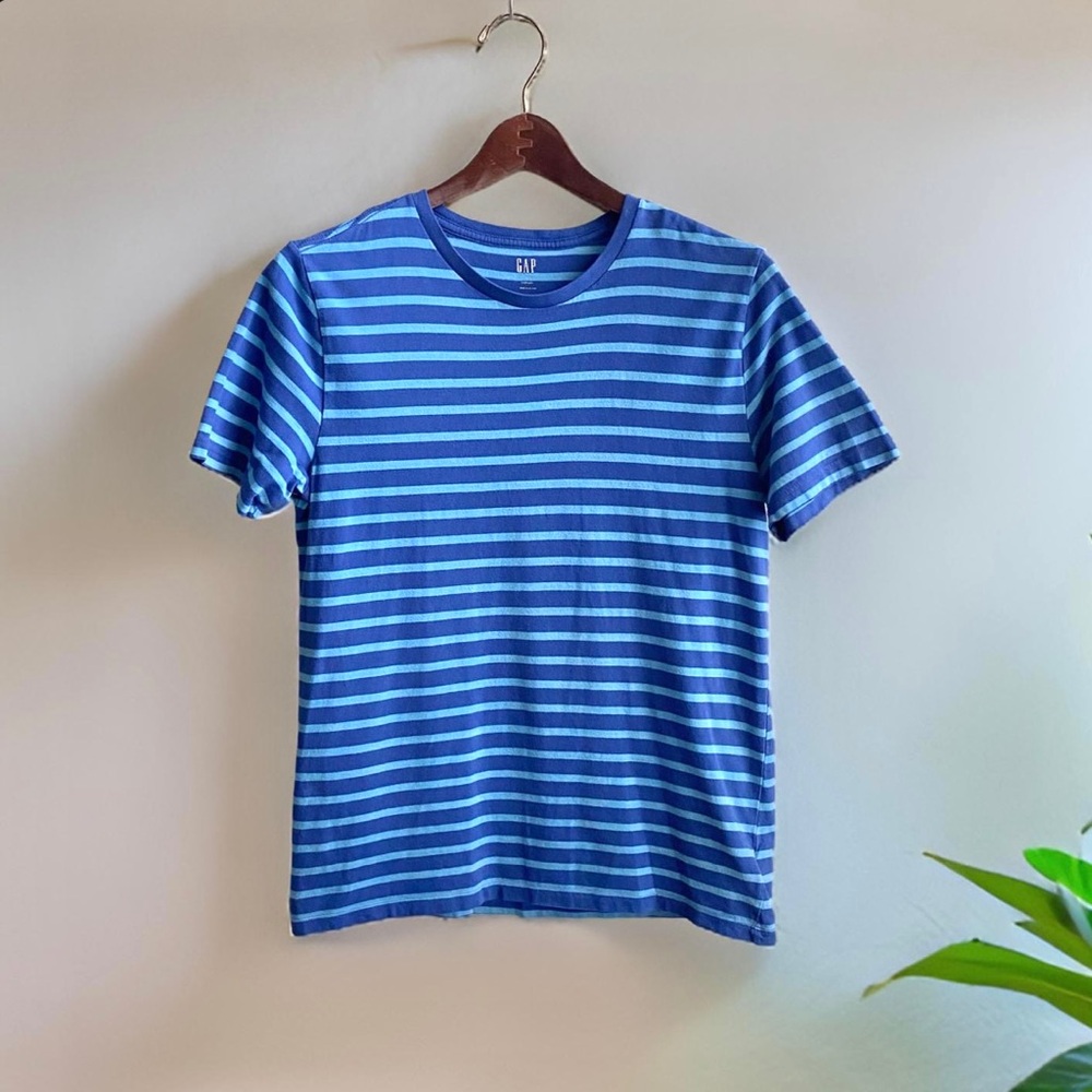 Men’s Gap Everyday Striped Shirt